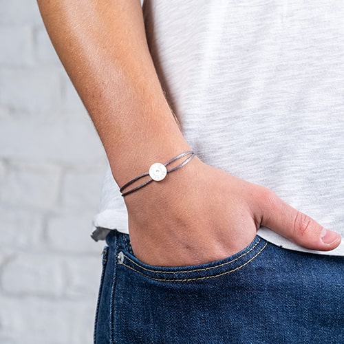 bracelet-porté-james-peace-grey-min